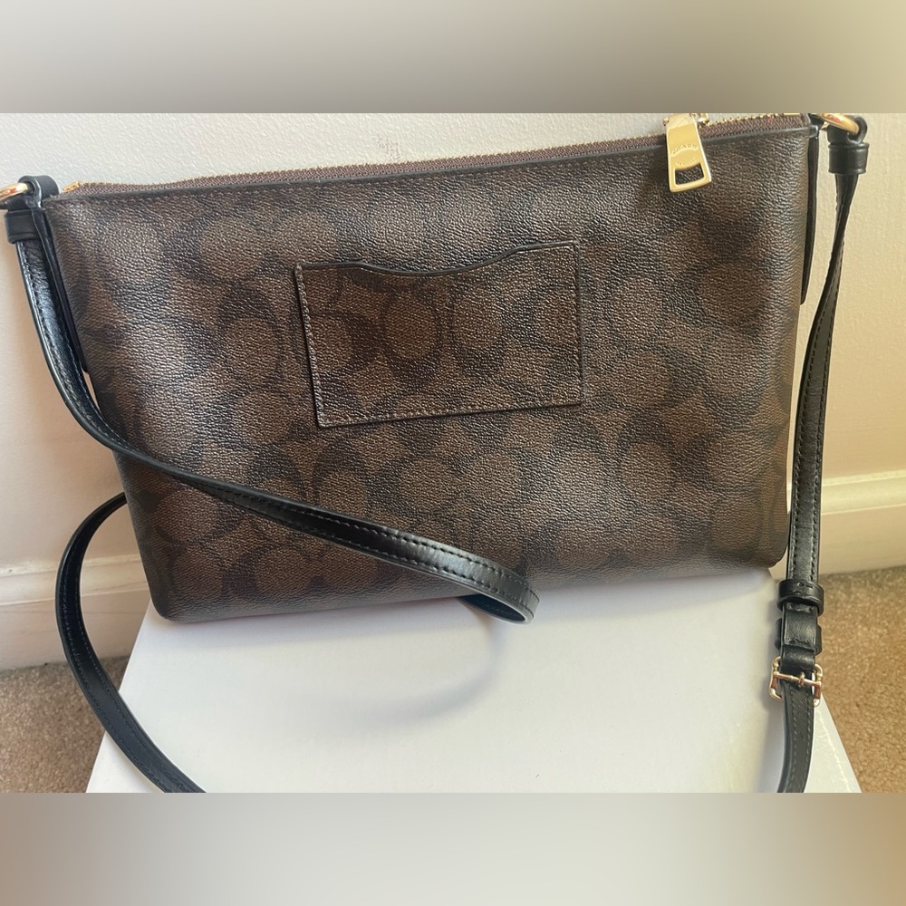 Coach Signature Brown Crossbody Bag - Picture 2 of 6